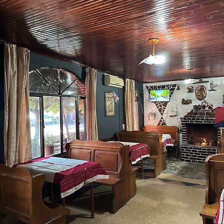 Villa Zefi Rrenc Shkodër Екстериор снимка