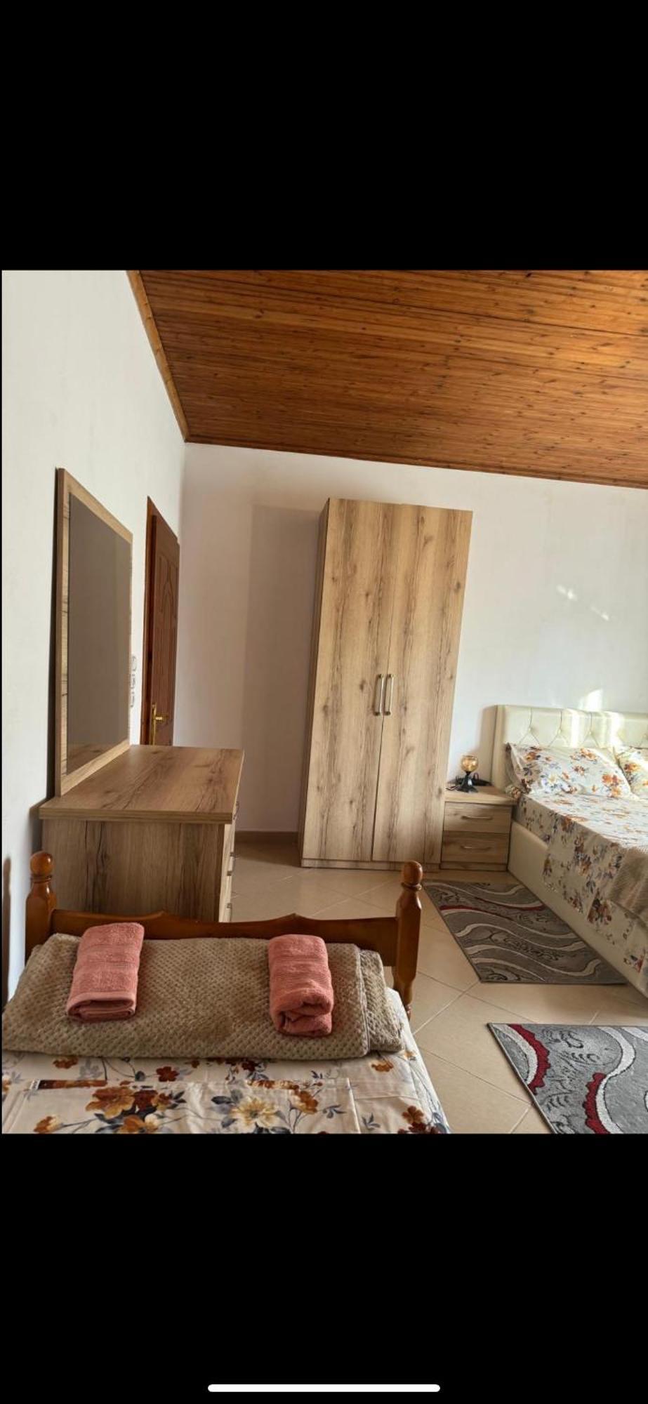 Villa Zefi Rrenc Shkodër Екстериор снимка