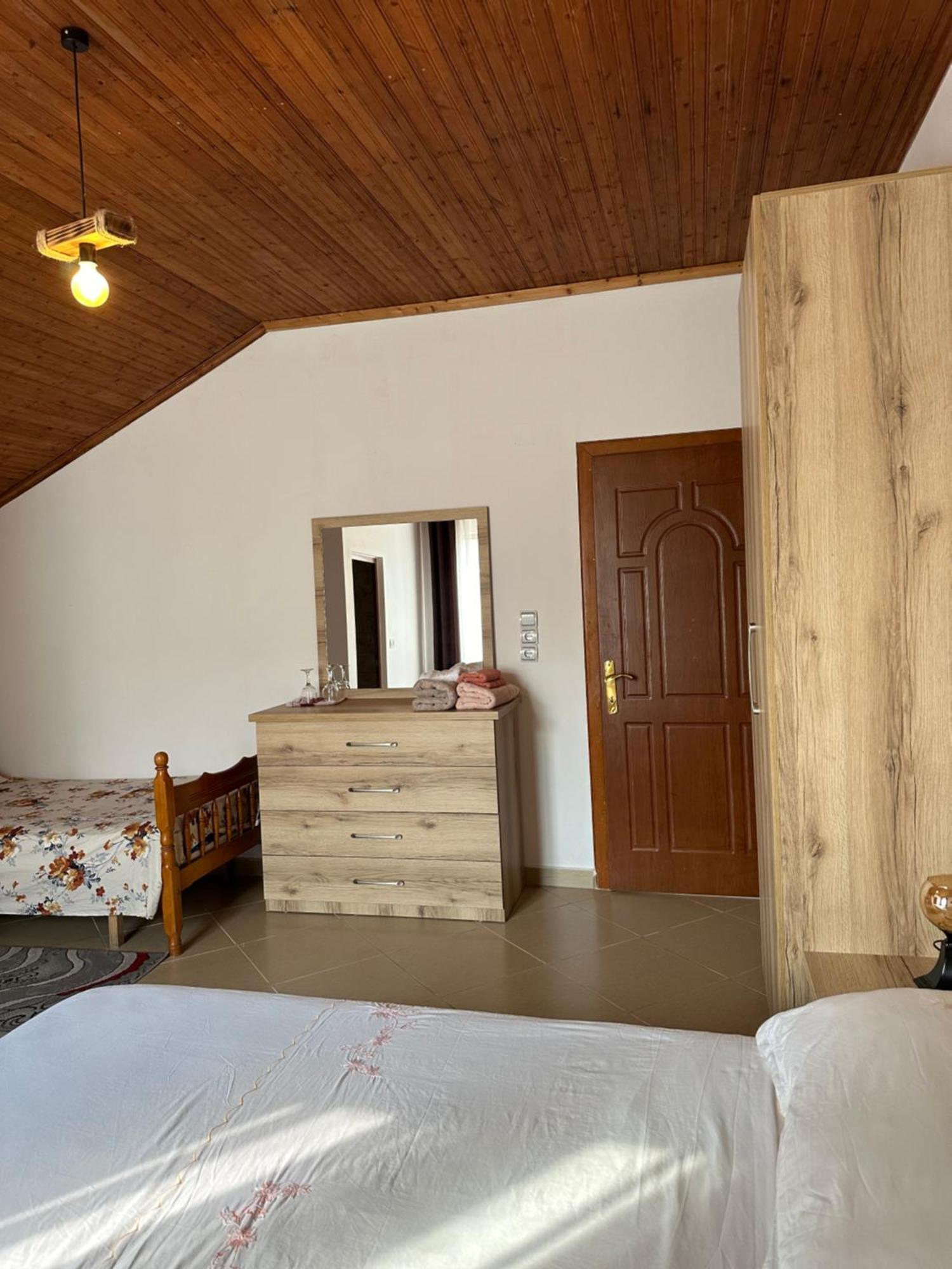 Villa Zefi Rrenc Shkodër Екстериор снимка