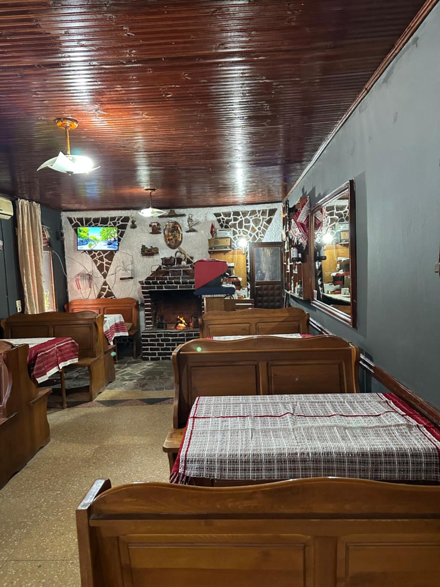 Villa Zefi Rrenc Shkodër Екстериор снимка